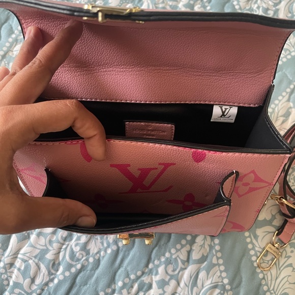 Handbag - Picture 4 of 8